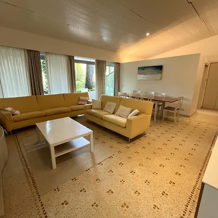 Villa Wonderful In Lignano