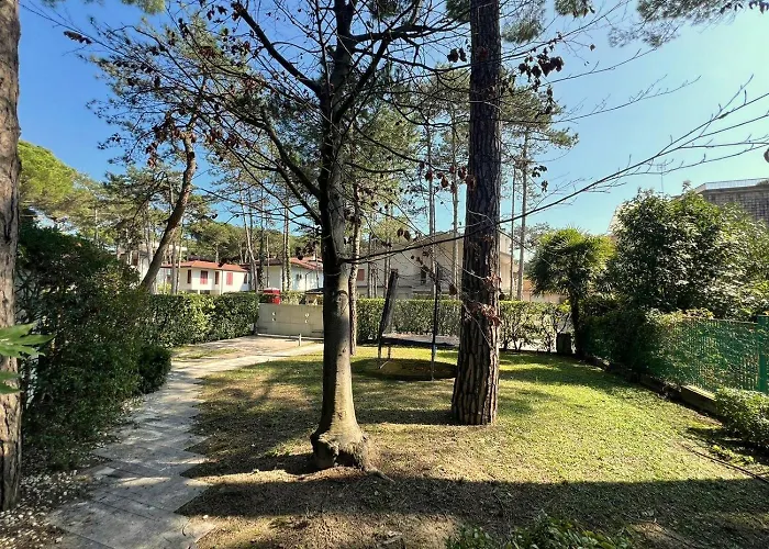 Вилла Wonderful In Lignano Линьяно-Саббьядоро